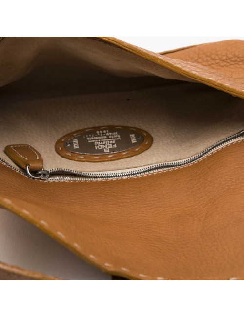 Sac baguette FENDI cuir taurillon gold