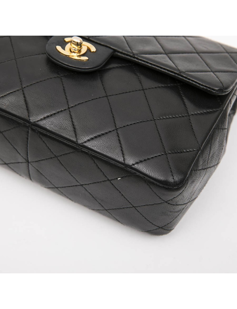 Sac CHANEL cuir d'agneau lisse noir 