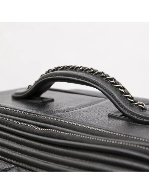 Valise  roulante CHANEL cuir matelassé noir