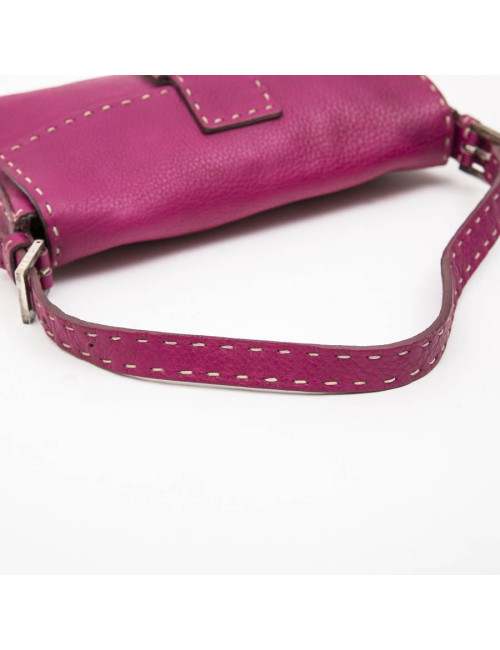Sac baguette FENDI cuir taurillon fuchsia
