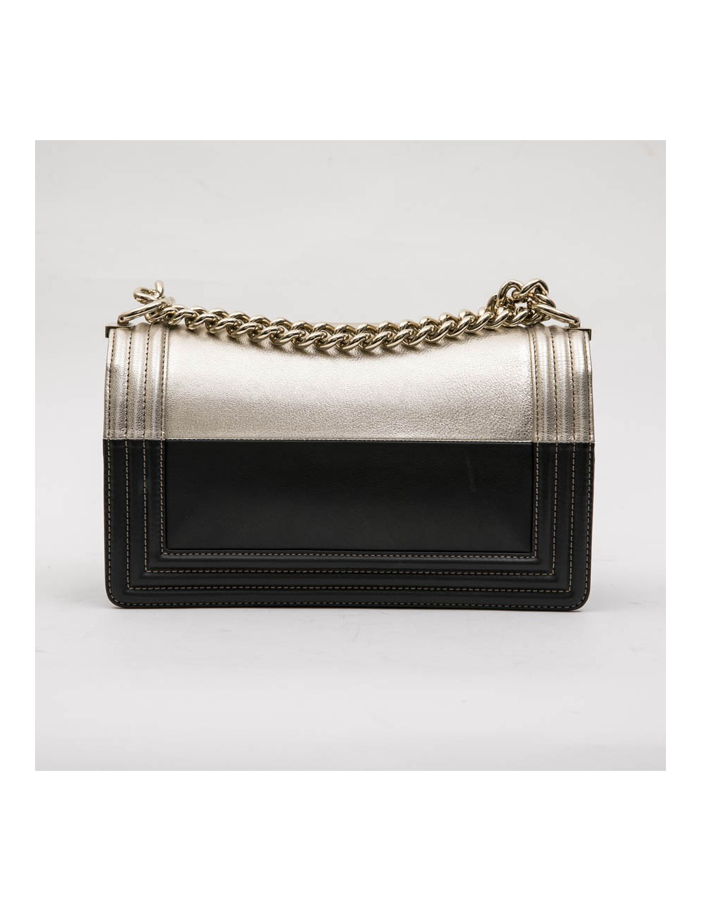 CHANEL Boy bag in black and pale gold smooth lamb leather