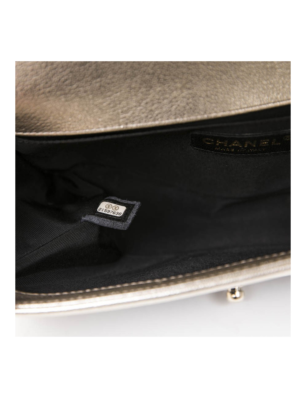 CHANEL Boy bag in black and pale gold smooth lamb leather