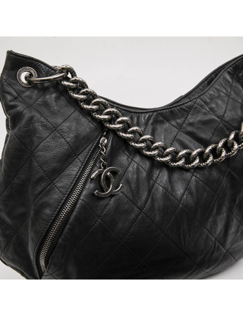 CHANEL messenger bag in aged soft gray quilted lambskin leather