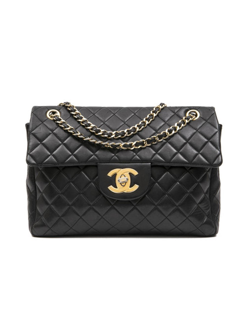 Sac jumbo CHANEL cuir d'agneau lisse matelassé noir Vintage