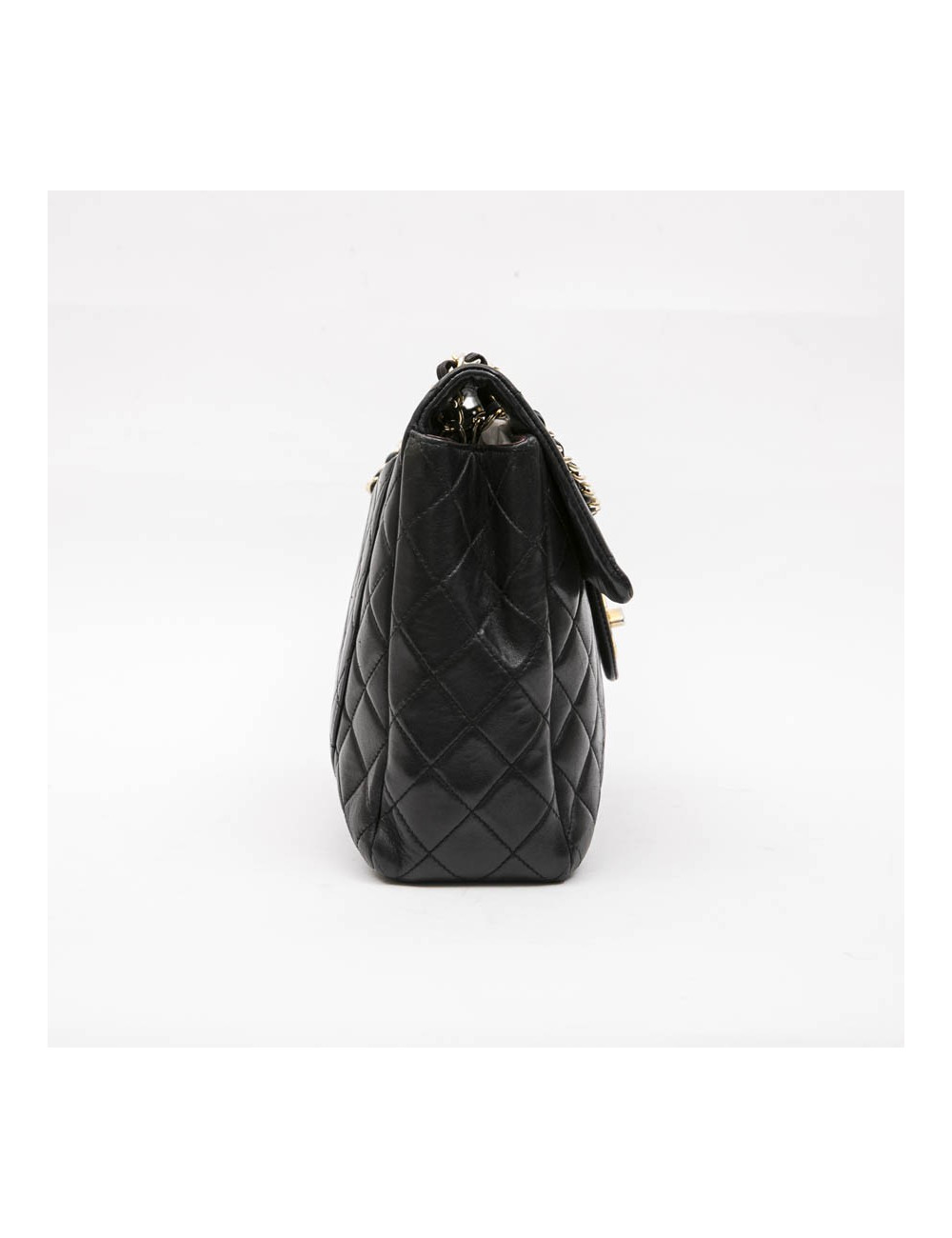 Sac jumbo CHANEL cuir d'agneau lisse matelassé noir Vintage