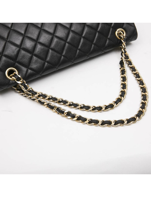 Sac jumbo CHANEL cuir d'agneau lisse matelassé noir Vintage