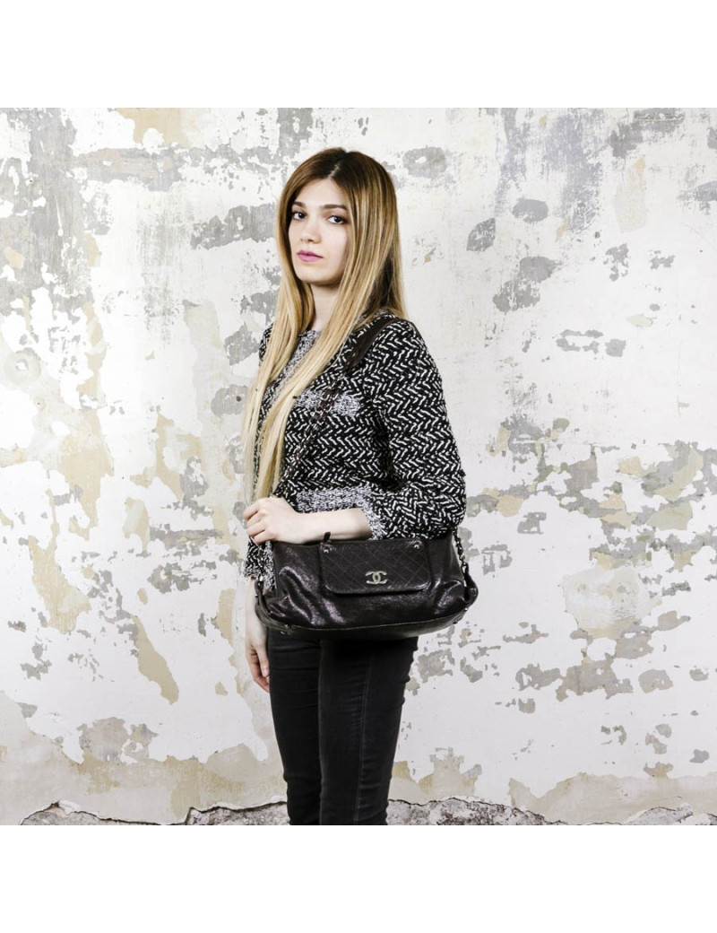 Chanel satchel bag in brown grained leather