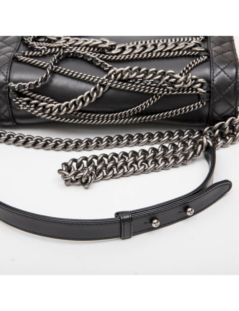 Sac Boy enchained CHANEL cuir d'agneau lisse noir et chaînes