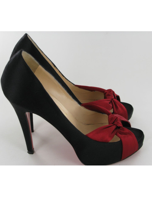 Escarpins LOUBOUTIN T37 satin noir et rouge