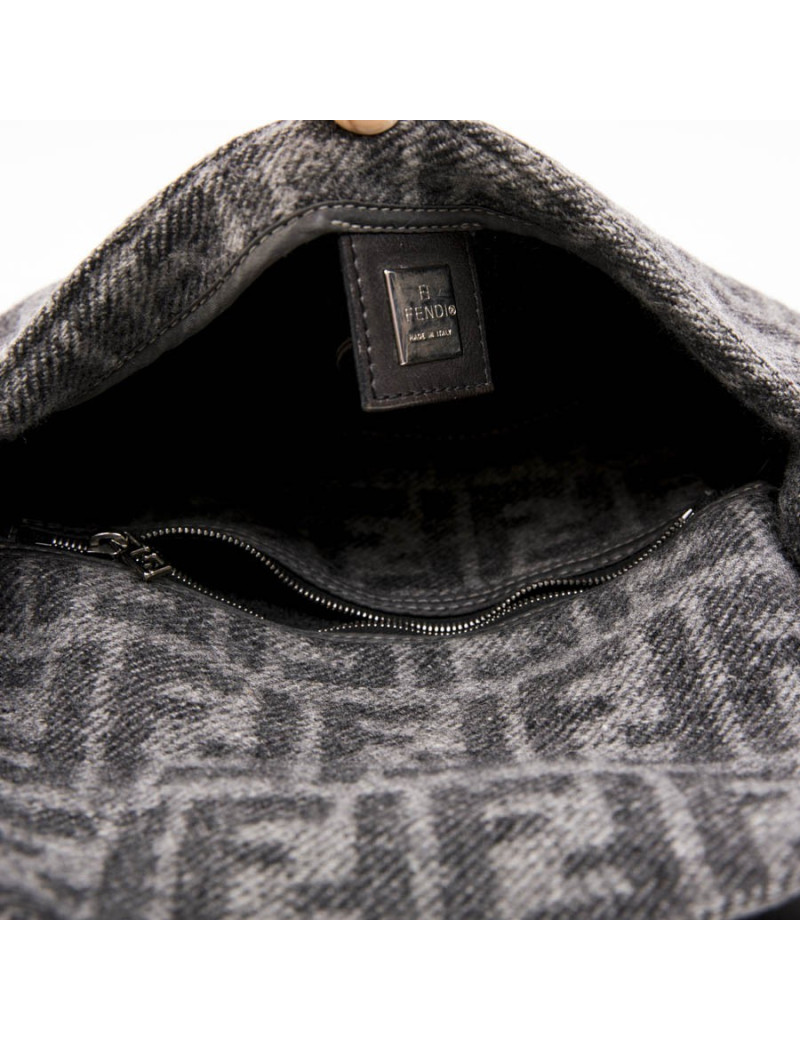 FENDI baguette bag in gray monogram wool