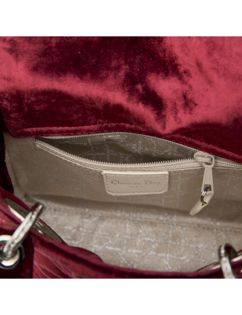 Mini sac Lady D  CHRISTIAN DIOR en velours de soie rouge cardinal