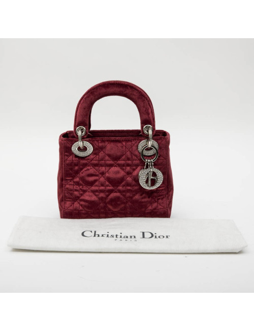 Mini sac Lady D  CHRISTIAN DIOR en velours de soie rouge cardinal