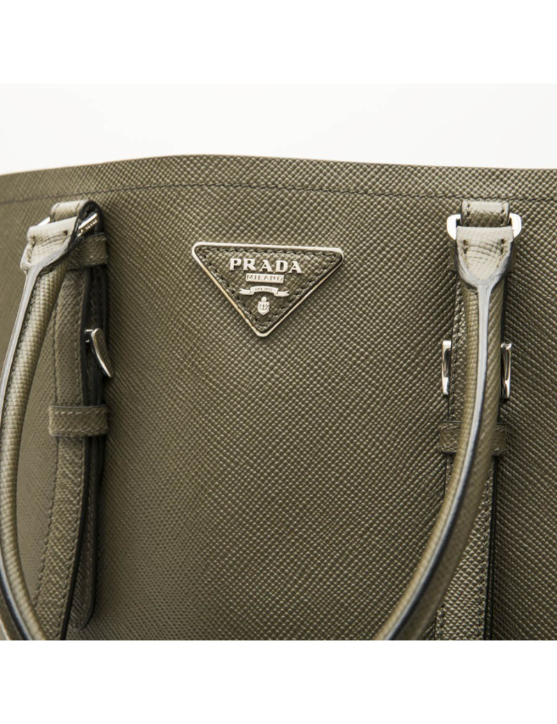 Sac PRADA en cuir Saffiano vert