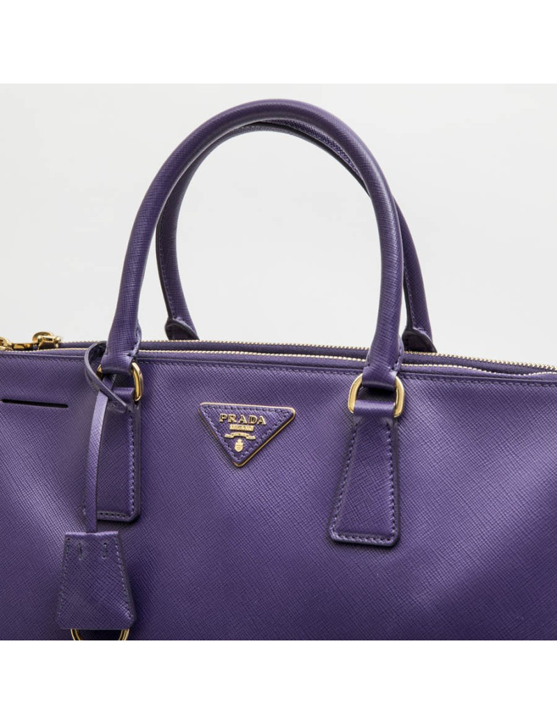 Sac PRADA "Galleria" en cuir Saffiano violet
