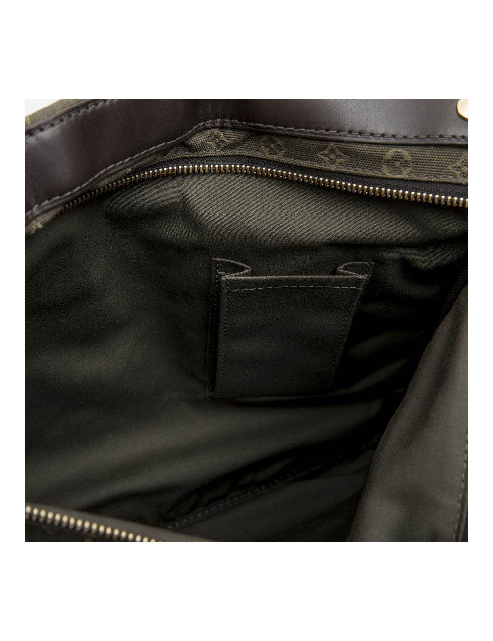 LOUIS VUITTON bag in khaki green monogram canvas