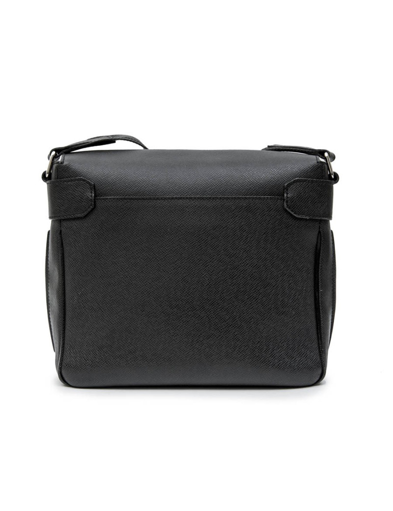 Sac messenger LOUIS VUITTON cuir taiga