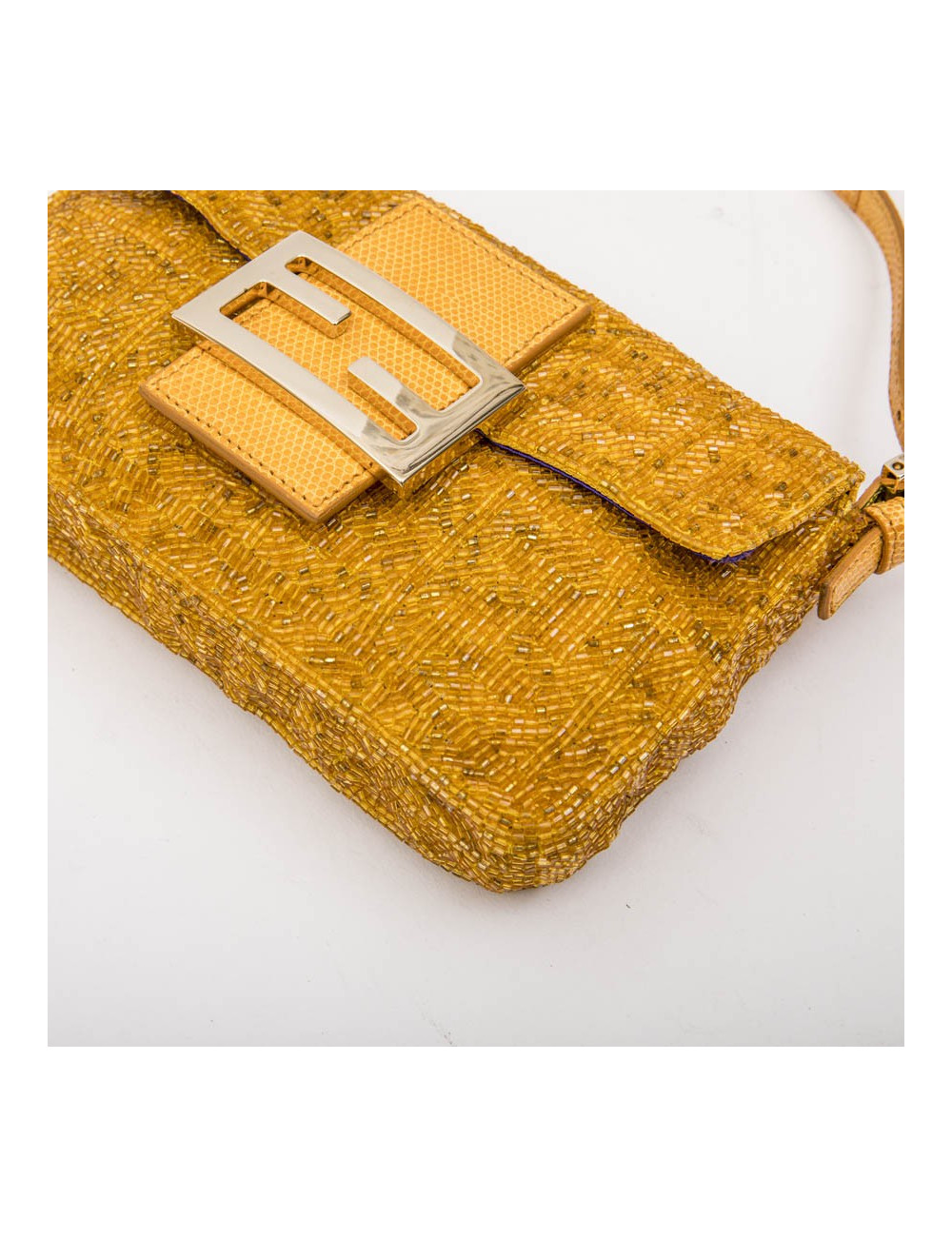 Mini sac baguette FENDI perlé ocre jaune