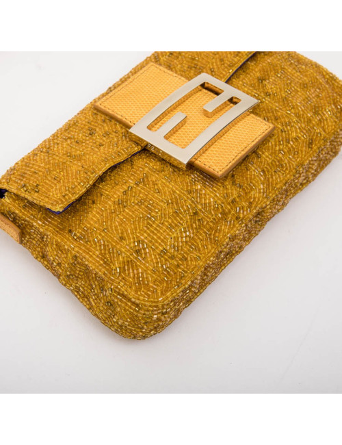 Sac baguette  FENDI perlé ocre jaune