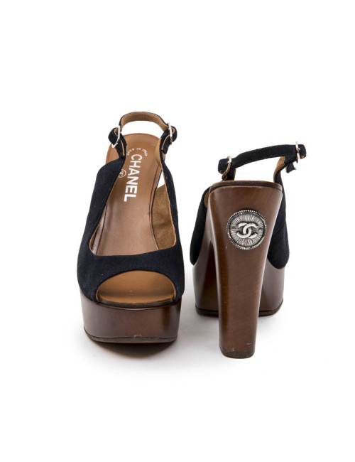 Sabots T 39.5  CHANEL en bois