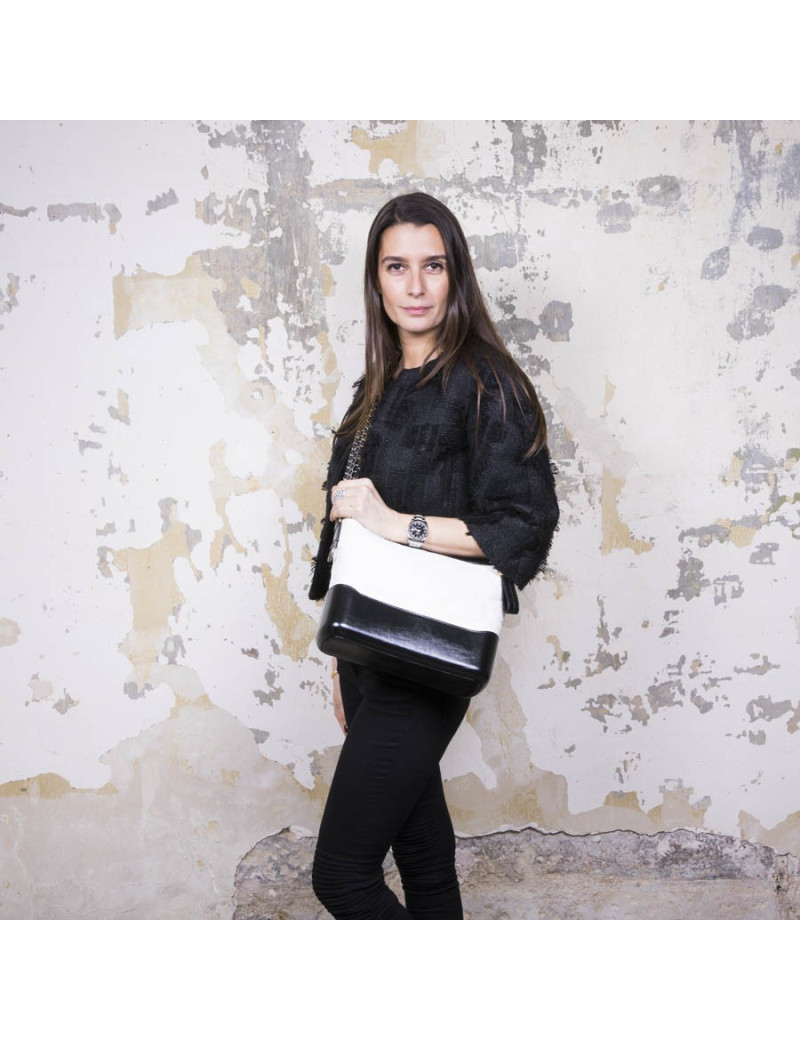 Sac Hobo Gabrielle CHANEL bicolore blanc et noir