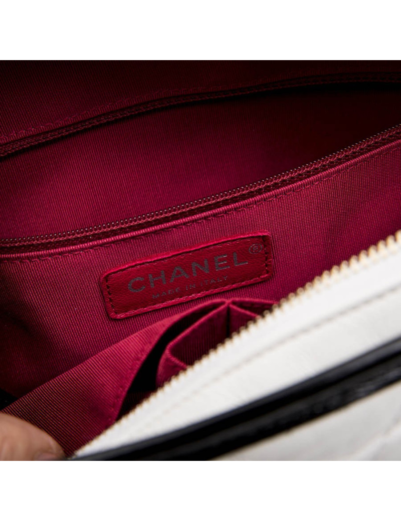 Sac Hobo Gabrielle CHANEL bicolore blanc et noir