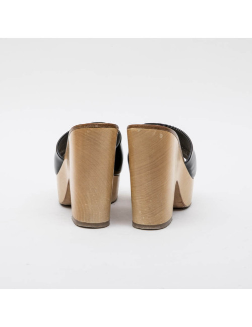 CHANEL clogs mules in wood and light gray patent leather size 37.5