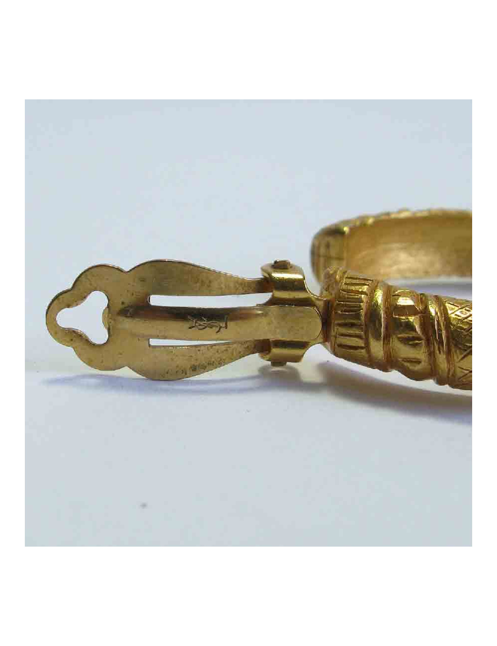  Boucles d'oreille créoles clips YSL YVES SAINT LAURENT Vintage en métal doré