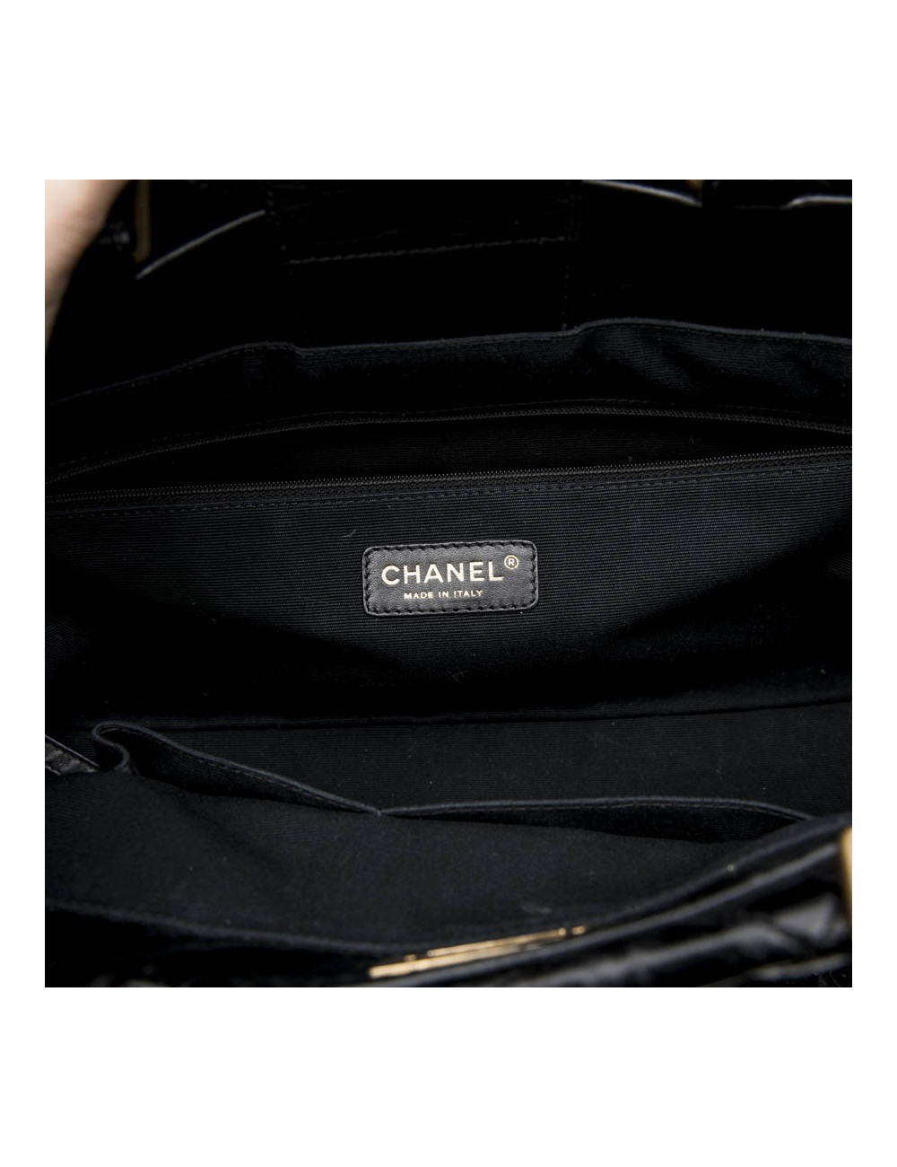 Chanel black aged leather tote bag