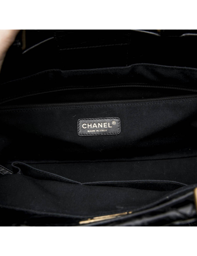 Sac cabas CHANEL cuir vieilli noir
