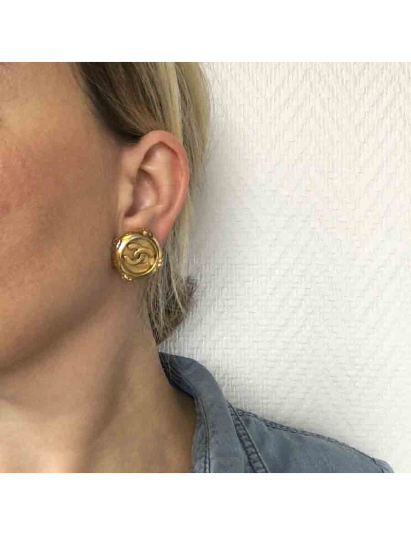 Boucles d'oreille clips CHANEL Vintage