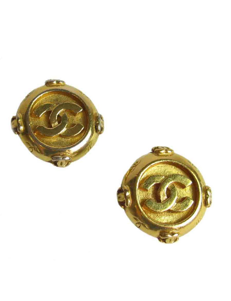Boucles d'oreille clips CHANEL Vintage en métal doré