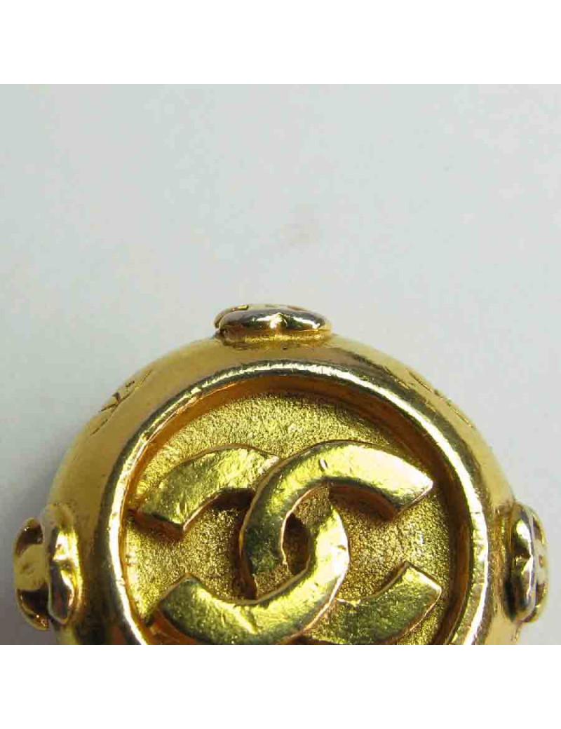 Boucles d'oreille clips CHANEL Vintage en métal doré