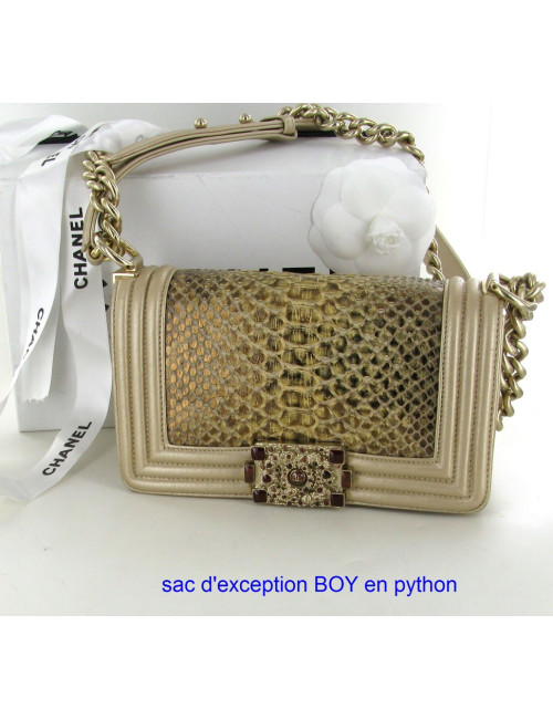 Sac BOY CHANEL " pièce d'exception"  en python