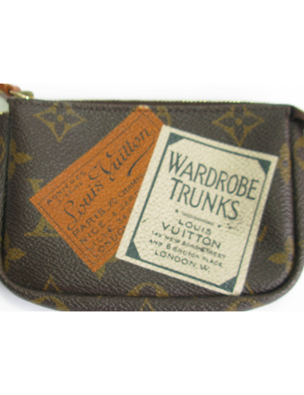 Mini pochette LOUIS VUITTON "Wardrobe Trunks" en toile monogram marron