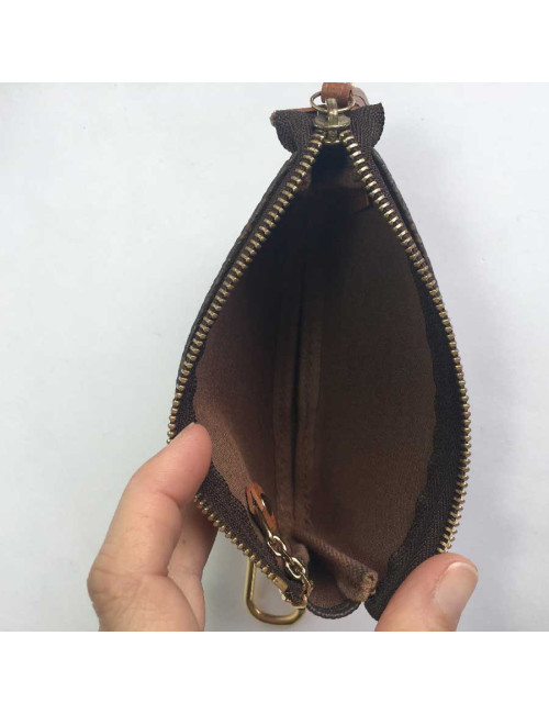 Mini pochette LOUIS VUITTON "Wardrobe Trunks" en toile monogram marron