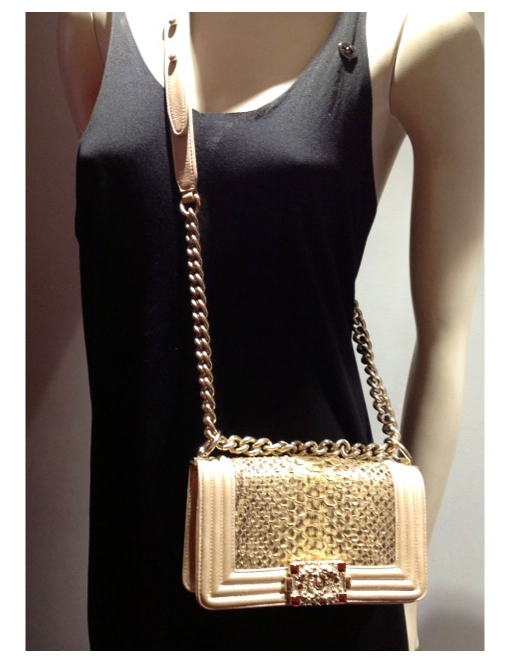 Sac Boy CHANEL " pièce d'exception"  en python