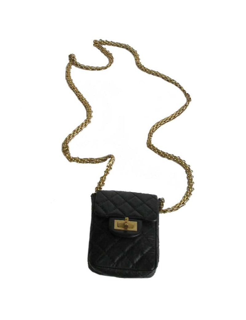 CHANEL Clutch in aged black quilted leather