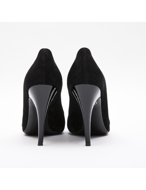 Escarpins T 39 LOUIS VUITTON en veau velours noir 