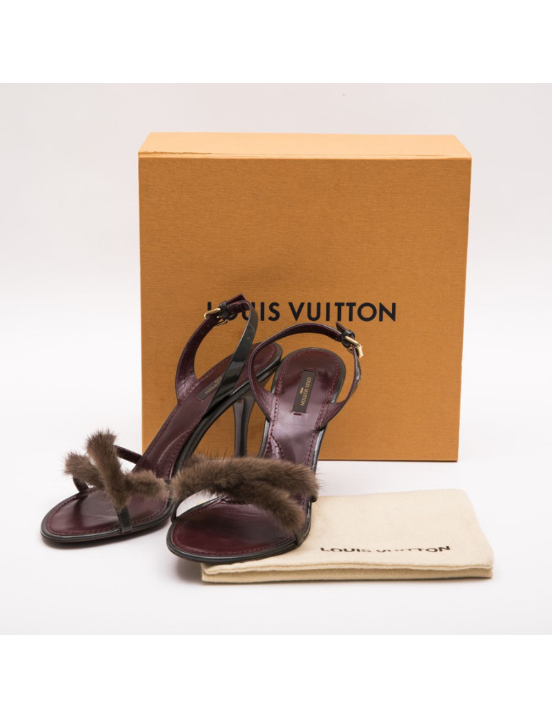 Sandales hautes T 39 LOUIS VUITTON avec bandes vison