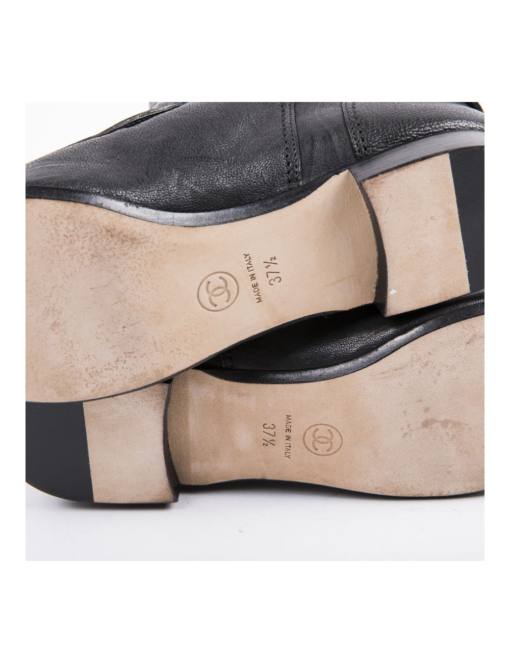 Boots T 37.5 CHANEL cuir de veau noir vieilli 