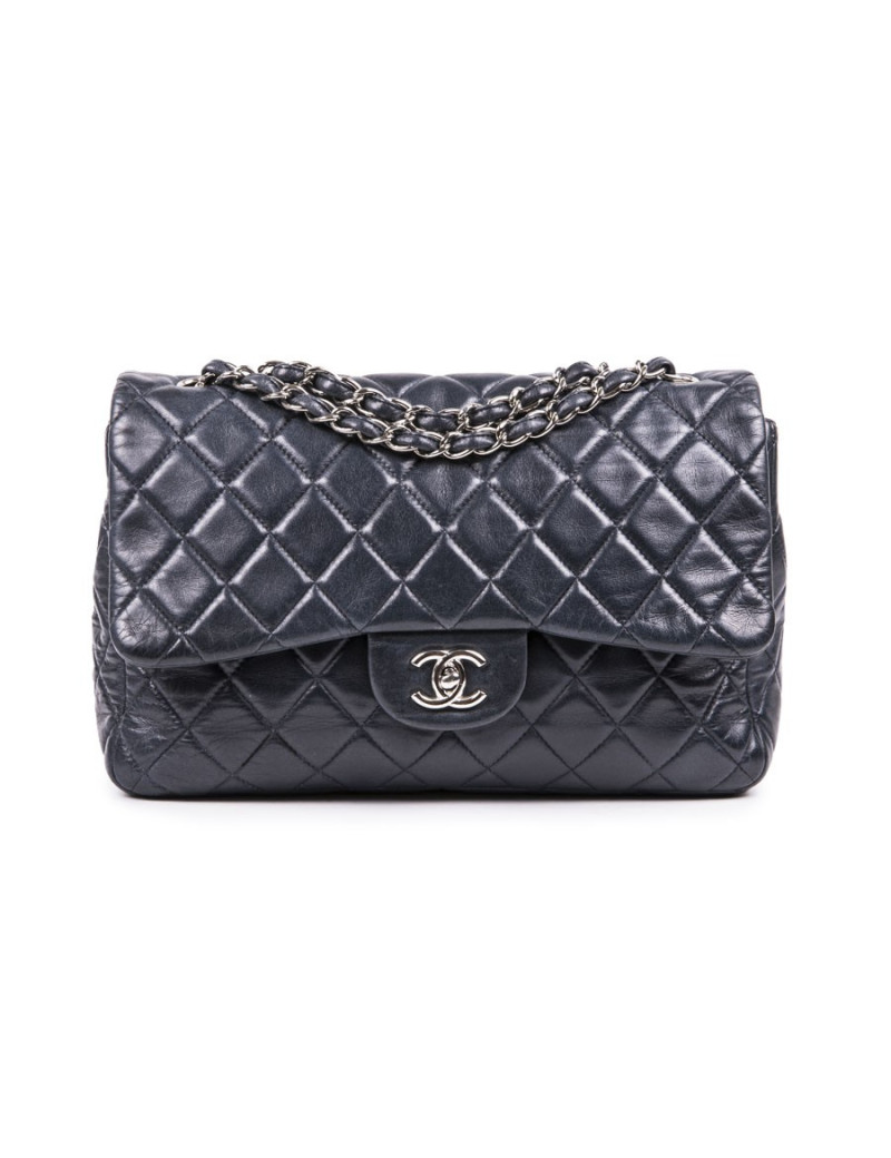 Sac Jumbo CHANEL en cuir matelassé souple bleu 