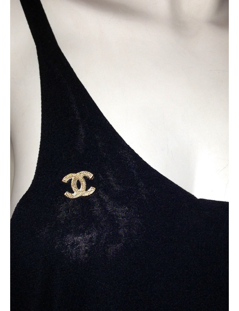 Borche CHANEL  en métal doré