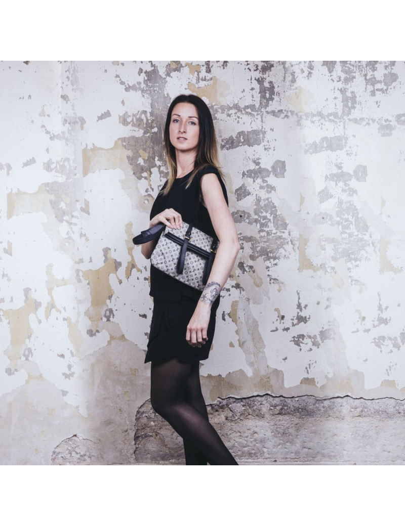 Sac LOUIS VUITTON toile moniogram gris et blanc