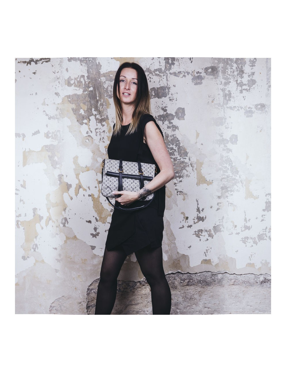 Sac LOUIS VUITTON toile moniogram gris et blanc