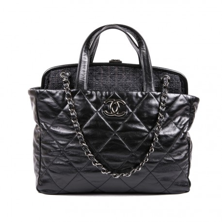 Chanel Navy Blue/White Quilted Leather and Tweed Portobello Two-Way Tote Bag  - Yoogi's Closet