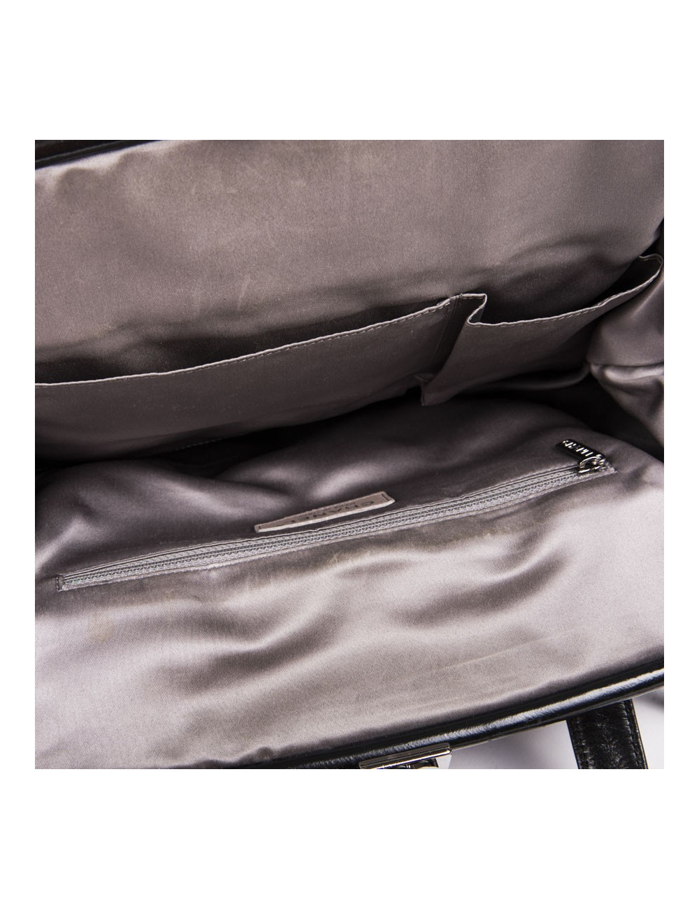 CHANEL Portobello bag in aged black quilted leather and dark gray tweed