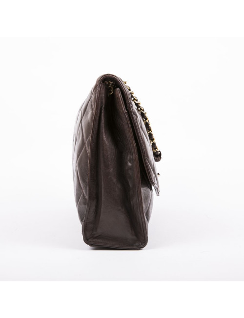Sac CHANEL en cuir matelassé marron