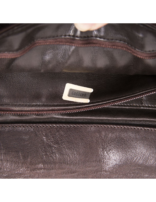 Sac CHANEL en cuir matelassé marron