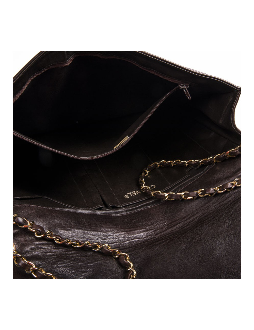 Sac CHANEL en cuir matelassé marron