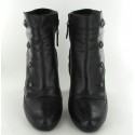 FENDI T39.5 black leather boots